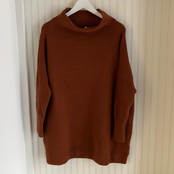 Free People Ottoman tunic sweater size small in the color Sienna - Picture 8 of 8